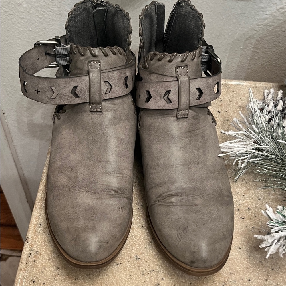 Rampage Gray Ankle Booties with Buckle Detail